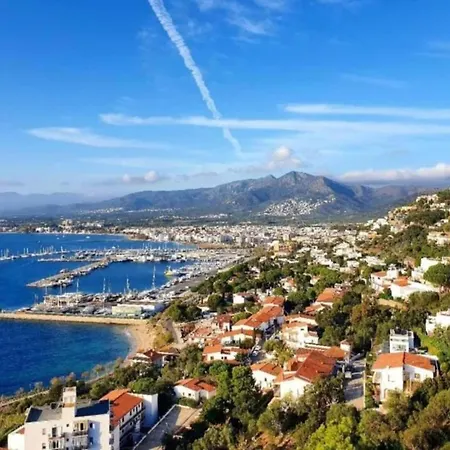 With View Apartment Empuriabrava